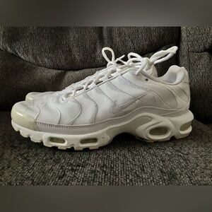 Women’s Nike Sneaker